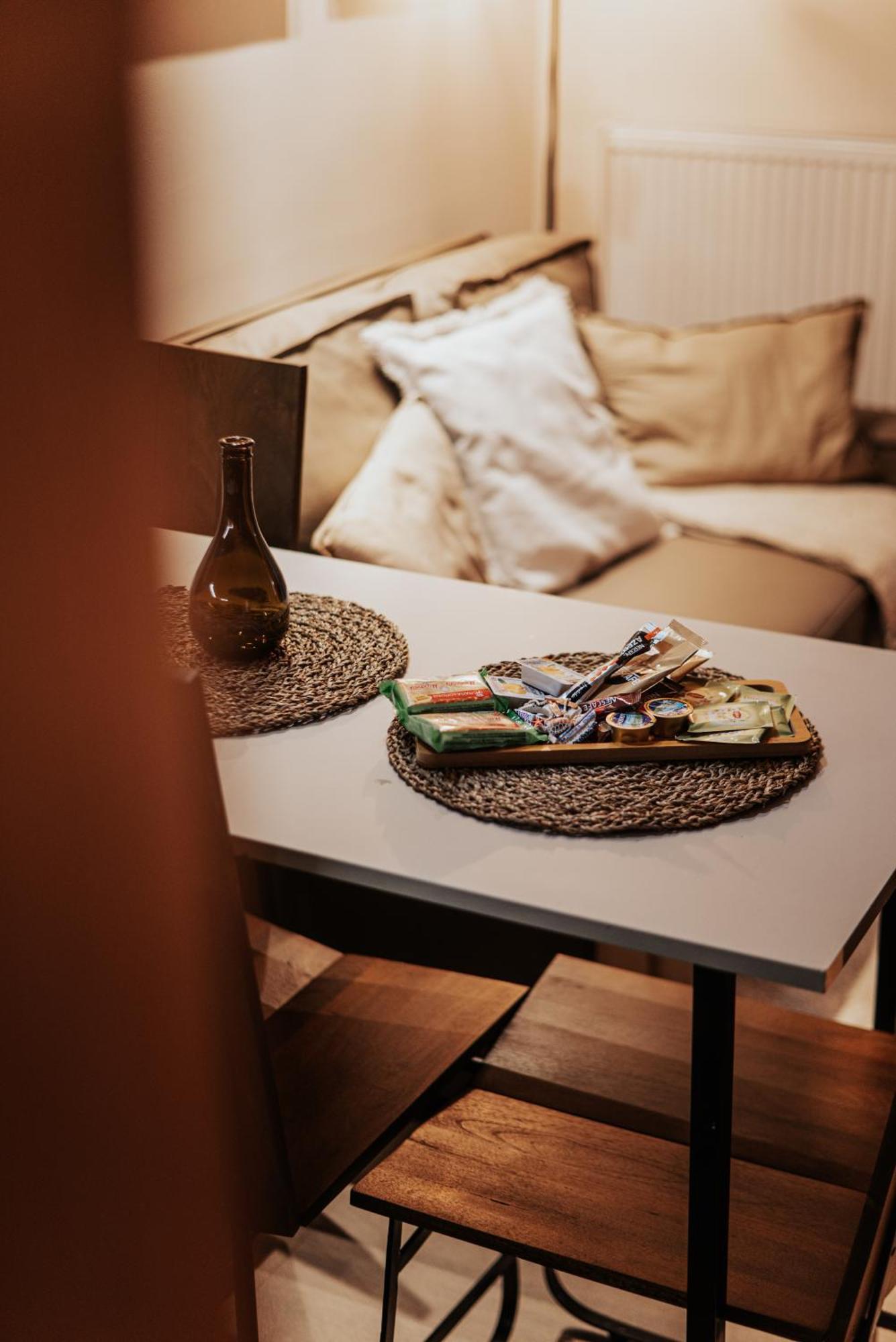 The Gallery Apartment *
