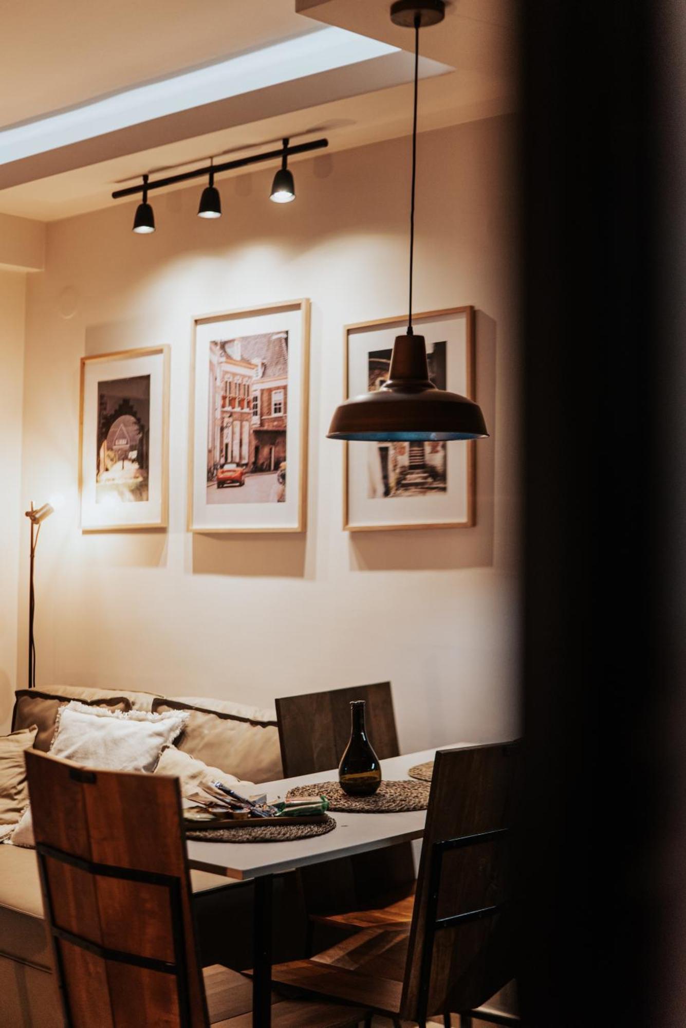 The Gallery Apartment *